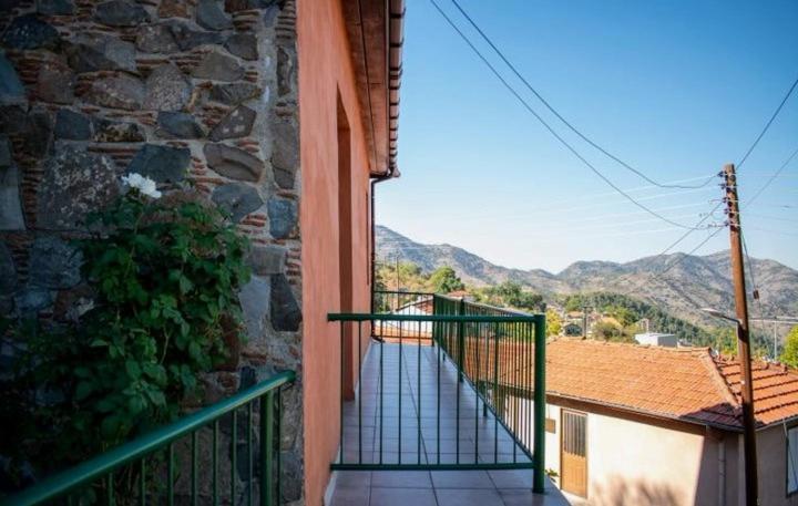 Vila Σπίτι Με Θέα Alona Exteriér fotografie